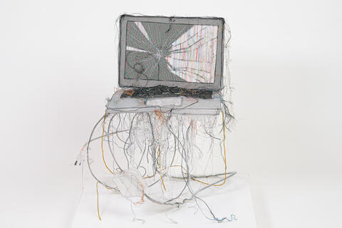 Jannick Deslauriers, Computer from the series Relic: Body Extension, 2018, photo Alexis Bellavance
