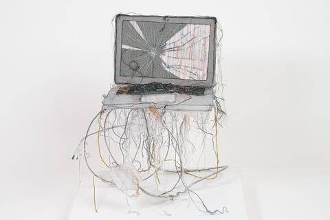 <i>Computer</i> from the series <i>Relic: Body Extension</i> 2018, nylon, tulle and thread, 28 in × 22 in × 16 in, Hamelys Collection, photo credit: Alexis Bellavance
Jannick Deslauriers, Computer from the series Relic: Body Extension, 2018, photo Alexis Bellavance